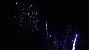 烟花燃放视频成人,人生璀璨瞬间